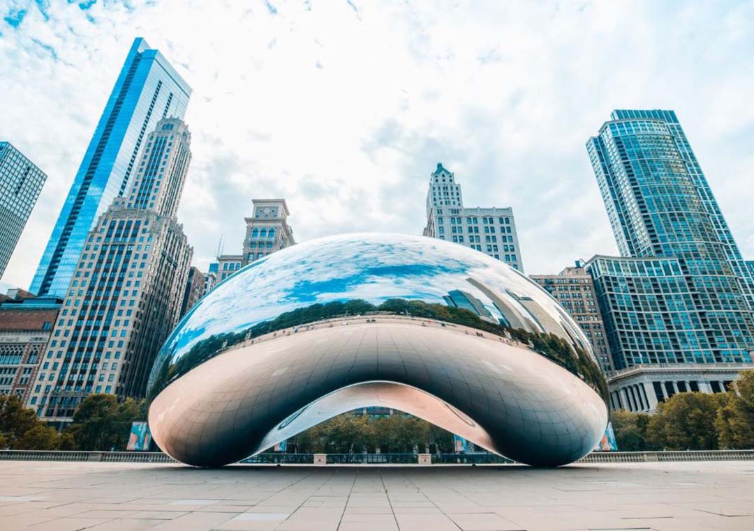 Discovering Architectural Beauty: Exploring Modern and Historic Buildings in Chicago